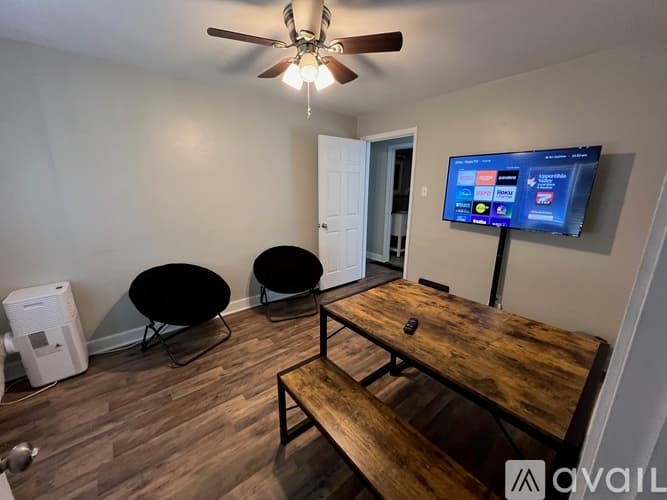 Steubenville House: 603 1 2 Mc Dowell