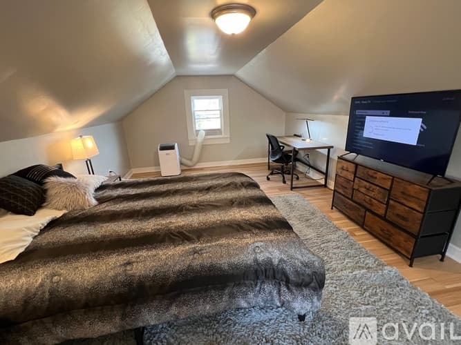 Steubenville House: 603 1 2 Mc Dowell