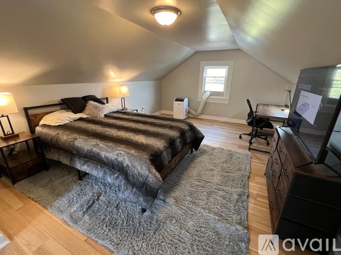 Steubenville House: 603 1 2 Mc Dowell