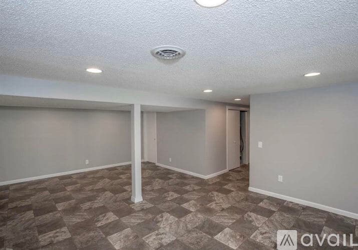Silvis House: 1209 8th Avenue