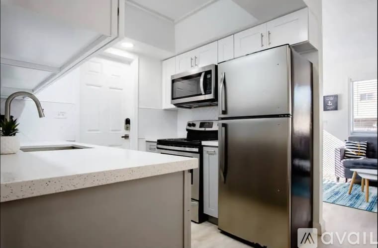 Miami House: 2160 NW 18th Terrace