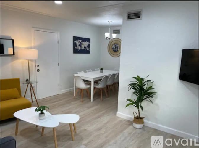 Miami House: 2160 NW 18th Terrace