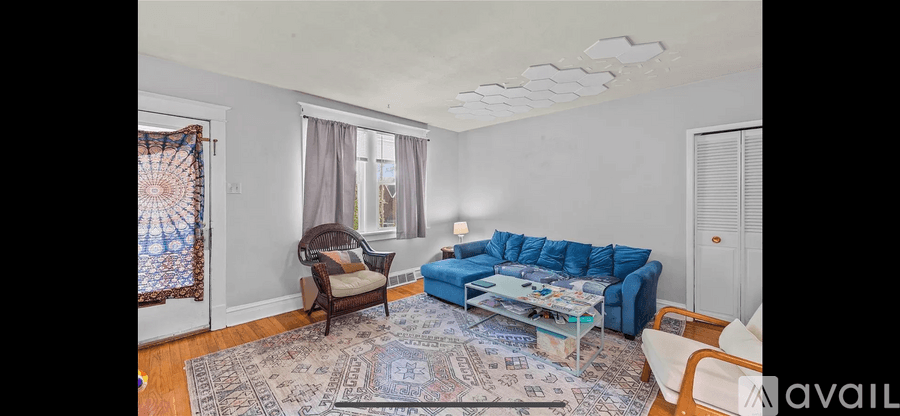St. Louis Apartment: 5501 Rhodes Avenue