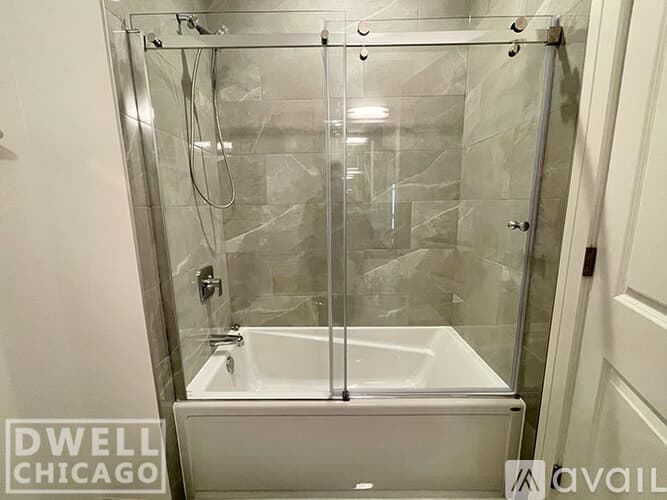 Chicago Apartment: 927 Irving Park Rd