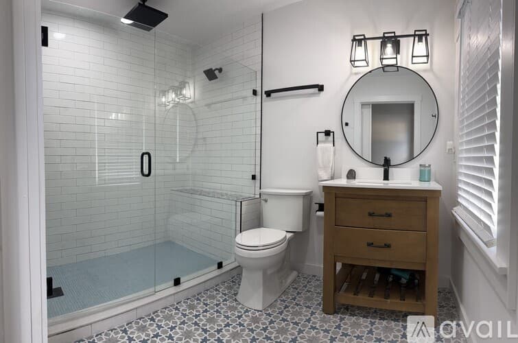 Rutland Apartment: 997 US 4
