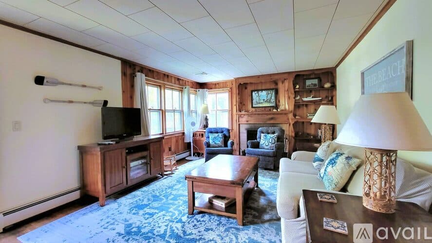 Ogunquit House: 9 Myrtle Ln