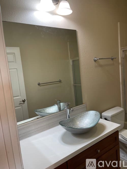 San Jose House: 185 Esfahan Dr