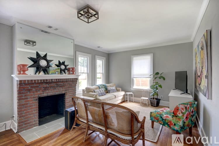 Savannah House: 1317 Seiler Ave