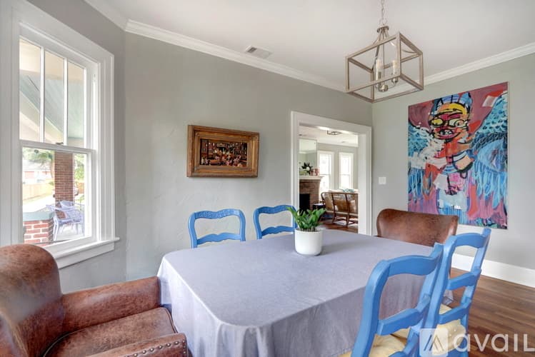 Savannah House: 1317 Seiler Ave