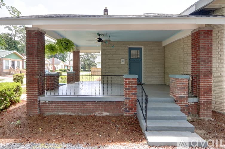 Savannah House: 1317 Seiler Ave