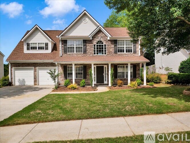 Suwanee House: 3725 Crescent Walk Lane Northeast