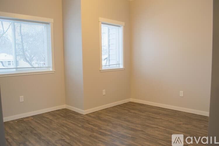 North Mankato Townhome: 412 Wall St