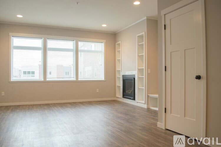 North Mankato Townhome: 412 Wall St