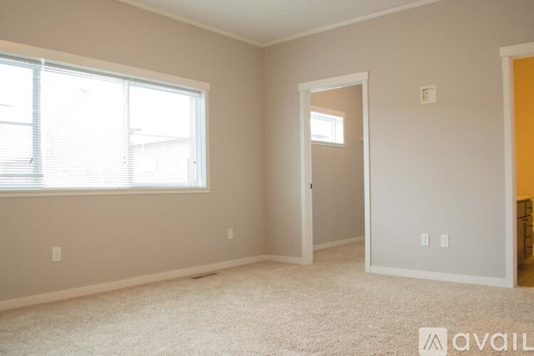 North Mankato Townhome: 412 Wall St