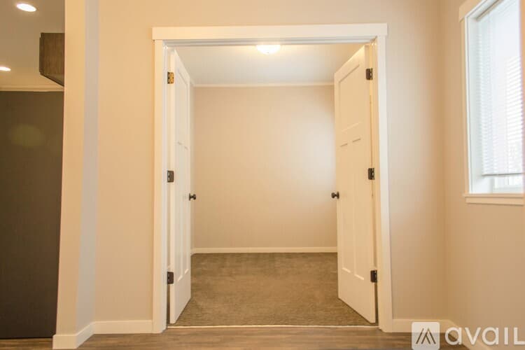 North Mankato Townhome: 412 Wall St