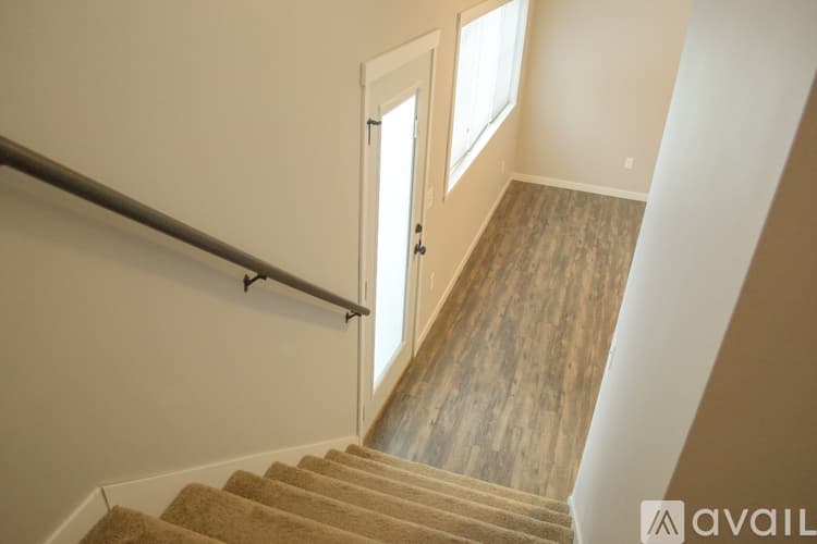 North Mankato Townhome: 412 Wall St