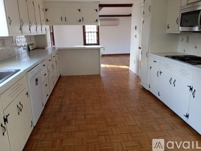 Gloucester House: 55 Ledge Road