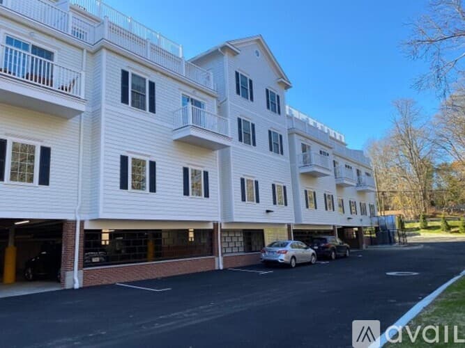 Wilton Apartment: 200 Danbury Road
