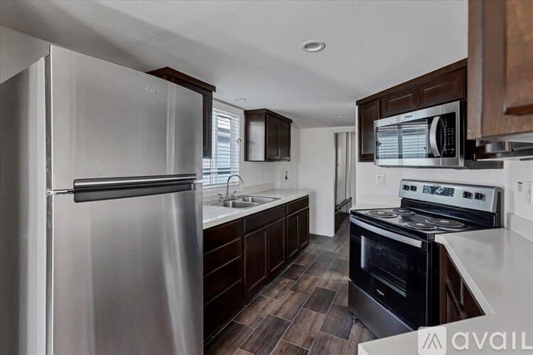 Barstow Apartment: 971 Main Street