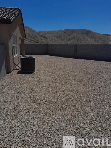Bullhead City House: 2412 Village Drive
