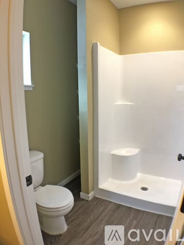 Eagle Lake Townhome: 129 Linda Path