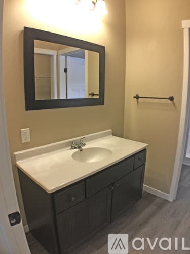 Eagle Lake Townhome: 129 Linda Path