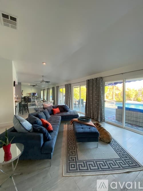 Palm Springs House: 1479 E Francis Dr