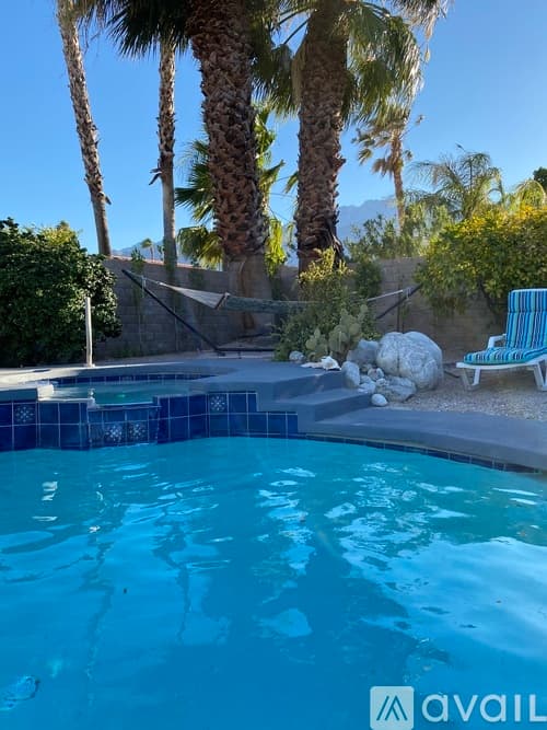 Palm Springs House: 1479 E Francis Dr