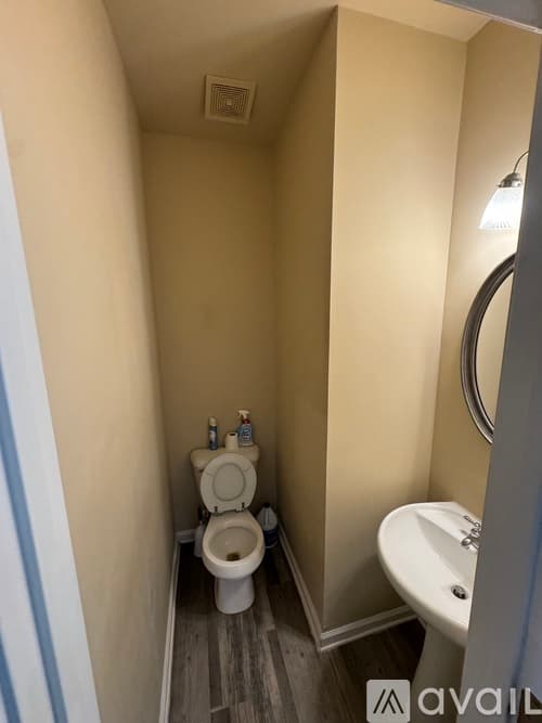 Hiram House: 77 Stallion Way