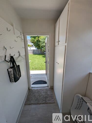 Boca Raton House: 177 NE Spanish Ct