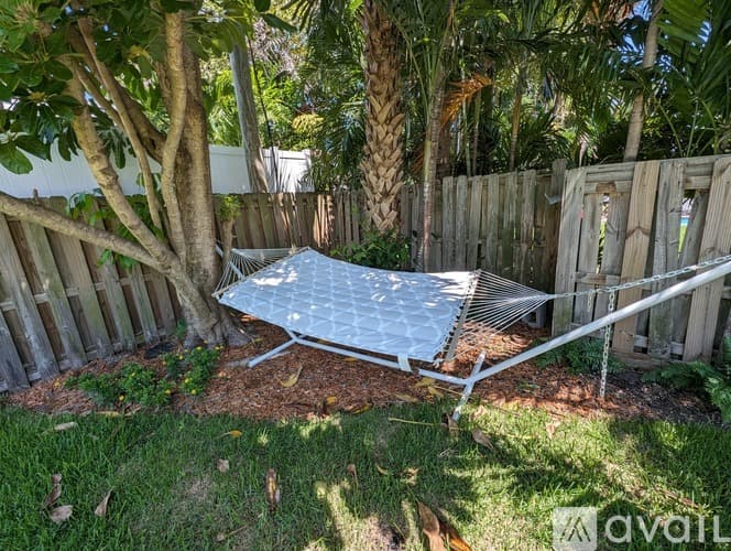 Boca Raton House: 177 NE Spanish Ct