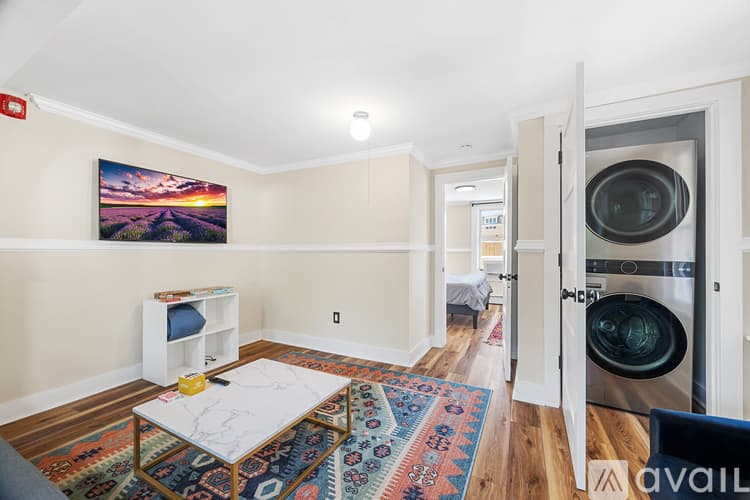 Groton Apartment: 3 Pearl St