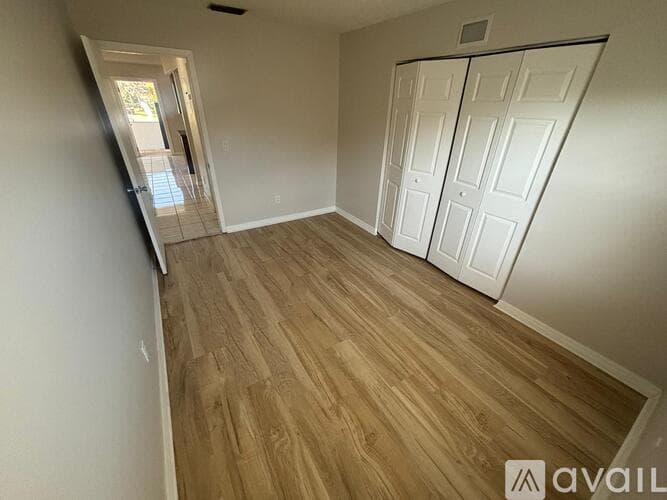 Fort Pierce Apartment: 1702 Gulfstream Avenue