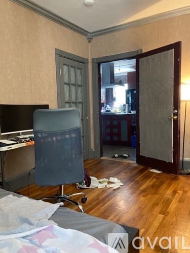 Boston Apartment: 14 Hillside St