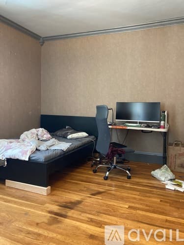 Boston Apartment: 14 Hillside St