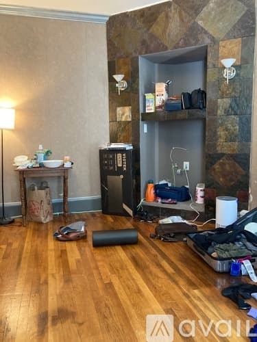 Boston Apartment: 14 Hillside St