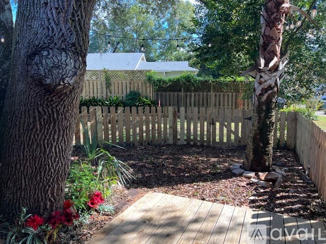 Tallahassee Townhome: 417 Williams St