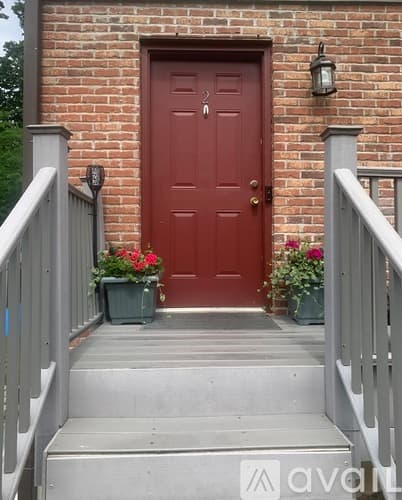 Cincinnati Apartment: 726 Ohio Pike