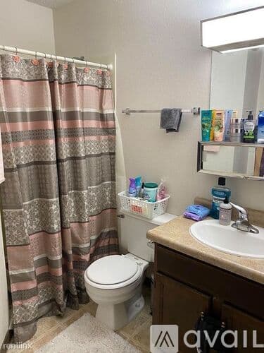 Mankato Apartment: 202 Bunting Ln