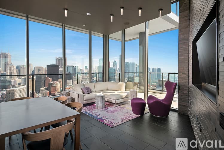 Chicago Apartment: 1003 S State St