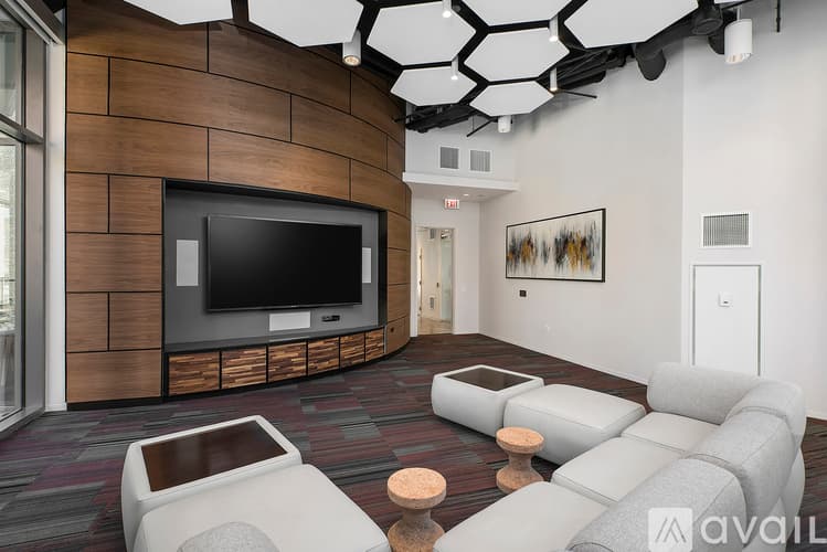 Chicago Apartment: 1003 S State St