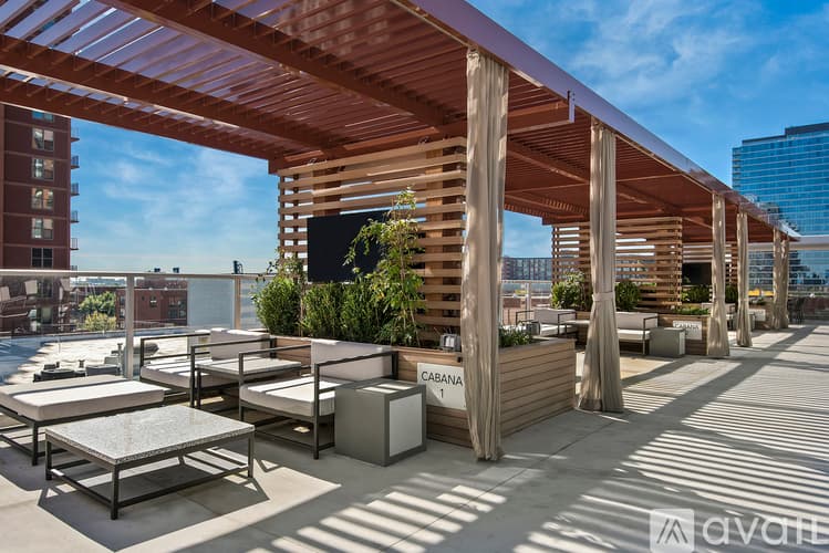 Chicago Apartment: 1003 S State St