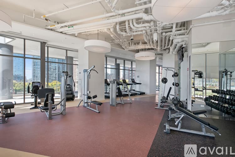 Chicago Apartment: 1003 S State St