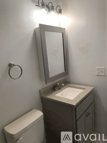 Cincinnati Apartment: 728 Ohio Pike