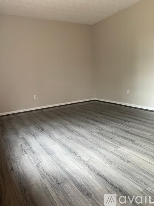 Cincinnati Apartment: 728 Ohio Pike