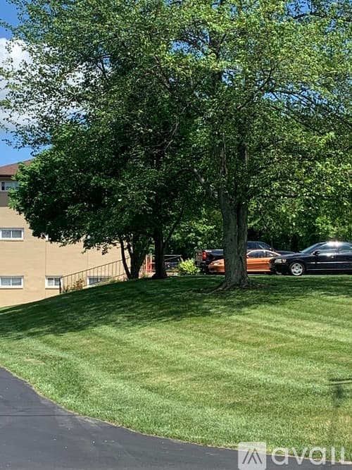 Cincinnati Apartment: 728 Ohio Pike