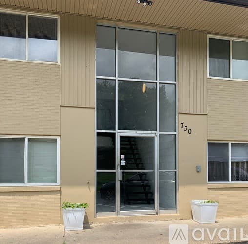 Cincinnati Apartment: 730 Ohio Pike