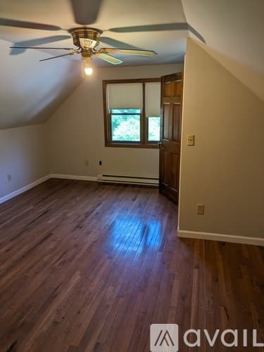 Hamden Apartment: 25 Winnett Street