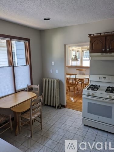 Hamden Apartment: 25 Winnett Street
