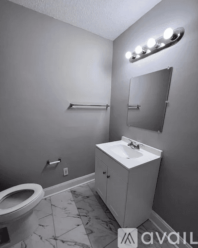 Jacksonville House: 7266 Barberie St